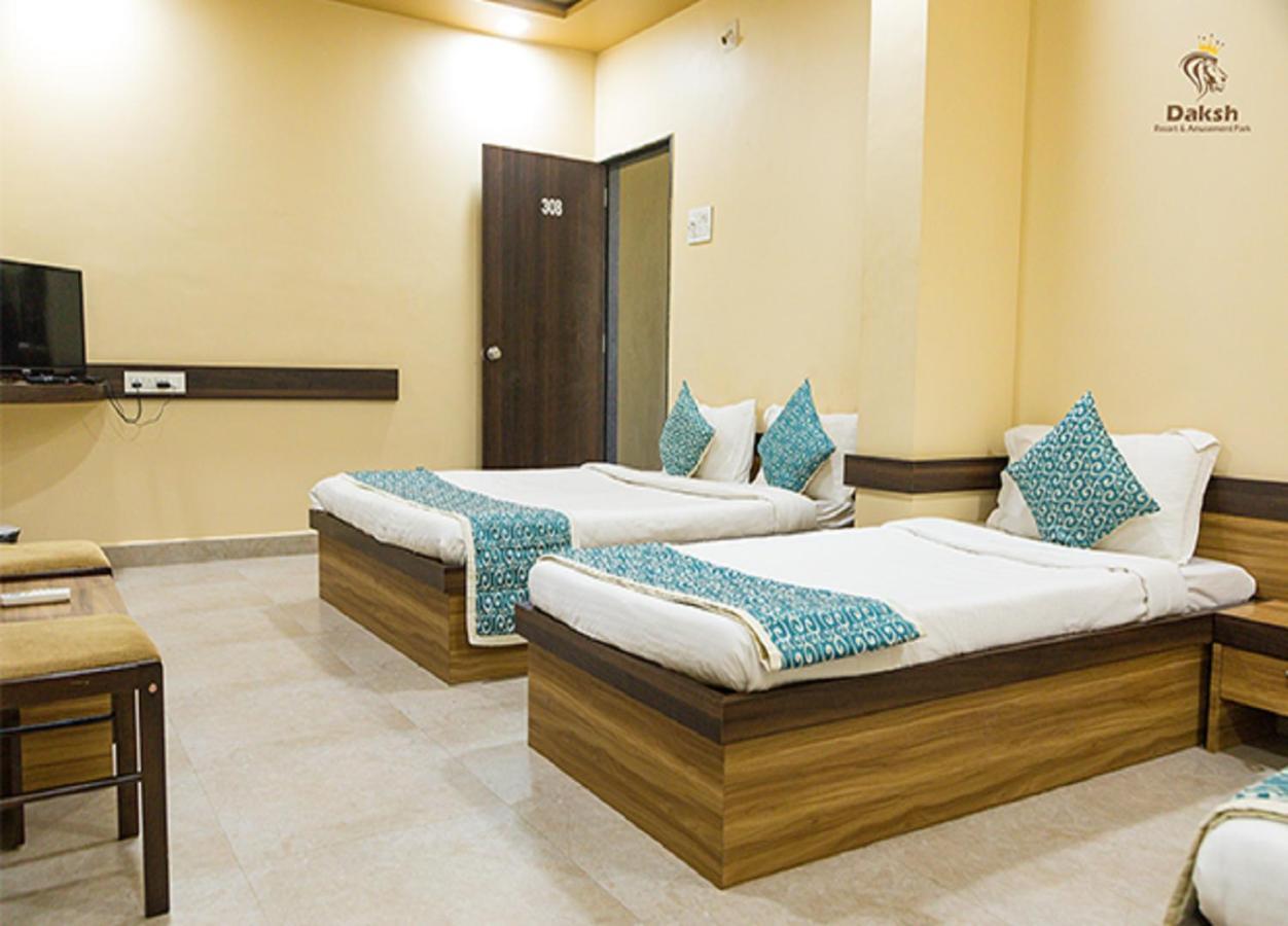 Hotel Somnath Daksh Сомнатг Екстер'єр фото