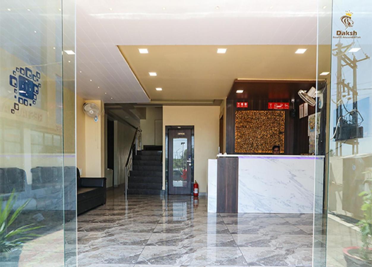 Hotel Somnath Daksh Сомнатг Екстер'єр фото